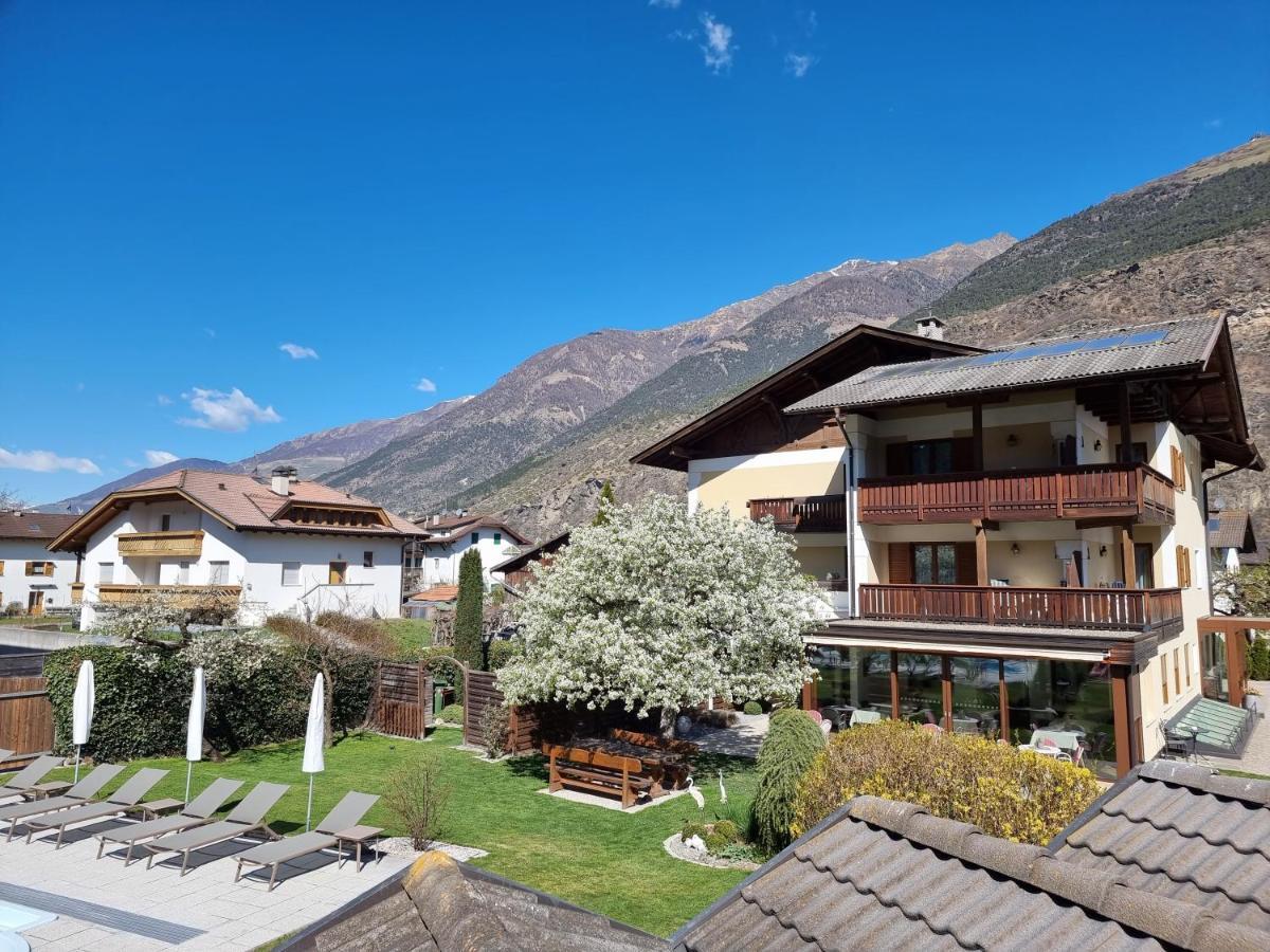 Pension Sattlerenglhof Gasthof Latsch